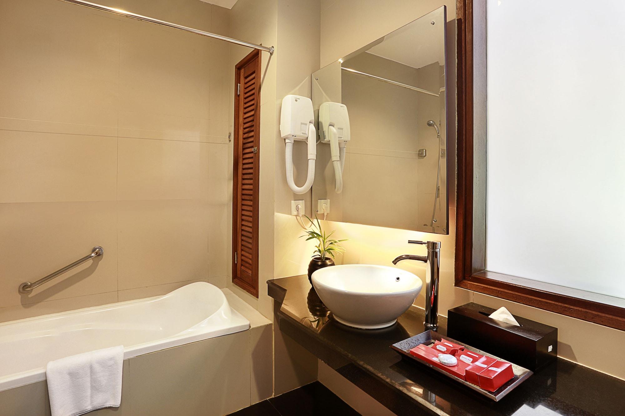 Respati Holiday park 3*