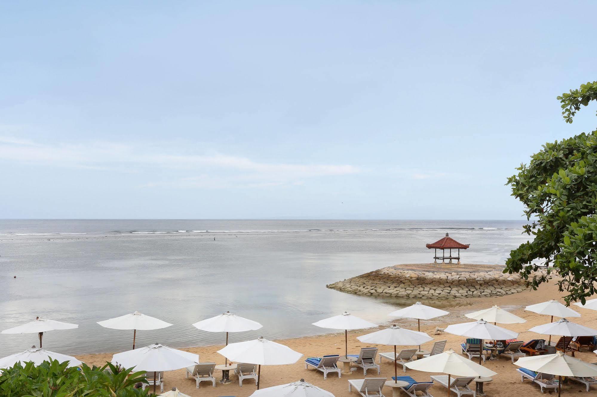 Respati Holiday park 3*